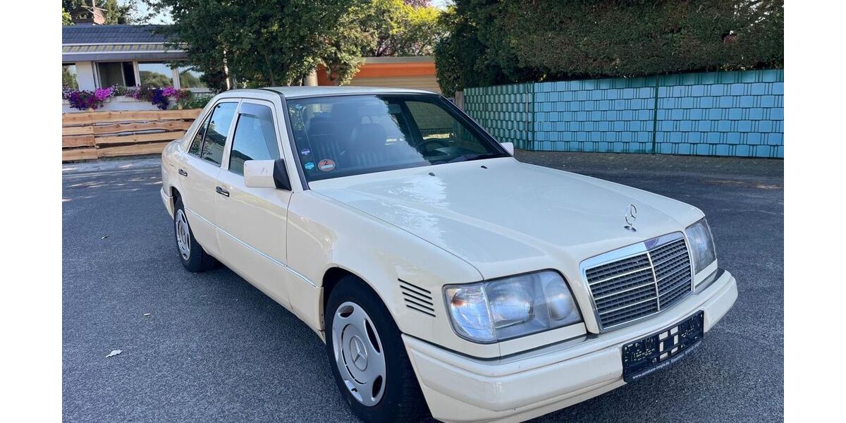Mercedes-Benz E 250 507.400 km 2.600 &euro; Hattersheim am Main 65795