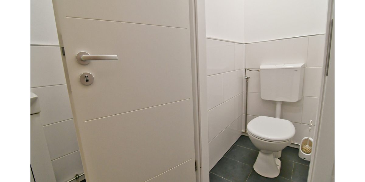 Ein bis drei Räume, Empfang, WC + Teeküche... frisch renoviert extra für Sie! - Gewerbeobjekt Frankfurt Gutleutviertel | Angebot:26339465