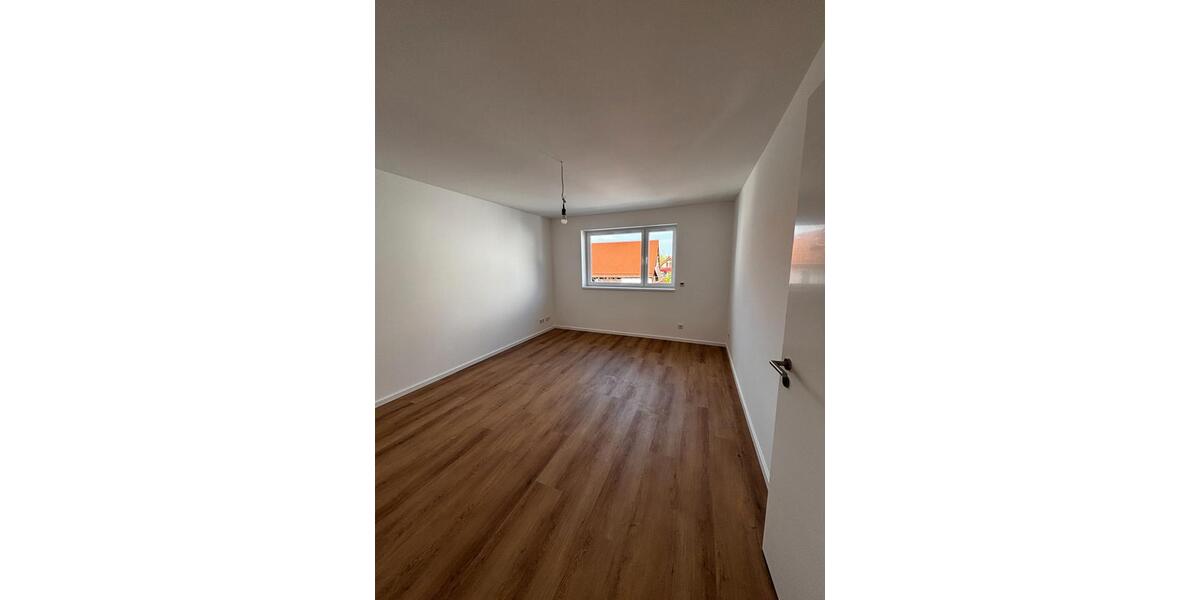 Doppelhaushälfte Mörfelden-Walldorf Walldorf - 5 Zimmer, 175 m&sup2;, 2.600&euro; | Angebot:26303998