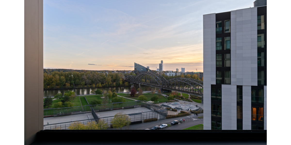 Etagenwohnung Frankfurt am Main Ostend - 2 Zimmer, 63 m&sup2;, 1.960&euro; | Angebot:24973558