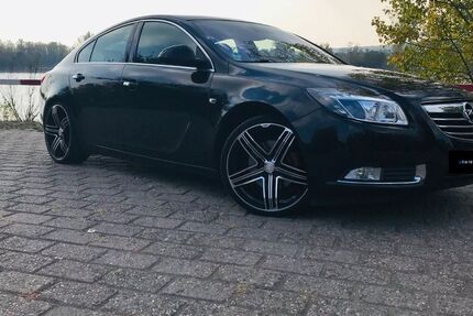 Opel Insignia 185.000 km 5.700 &euro; Bischofsheim 65474