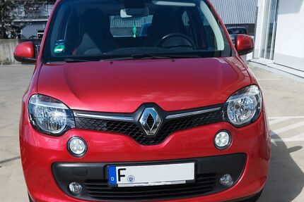 Renault Twingo 84.700 km 8.999 &euro; Frankfurt 60433