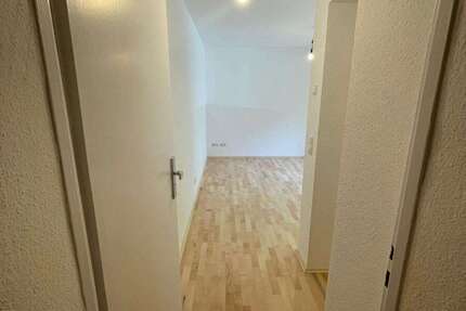 Wohnung zum Mieten in Frankfurt 640 € 23 m² 1 zimmer