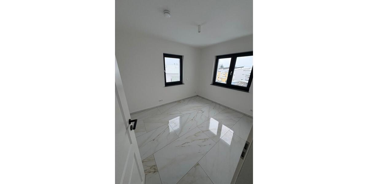 Etagenwohnung Roßdorf - 1 Zimmer, 11 m&sup2;, 590&euro; | Angebot:25552247