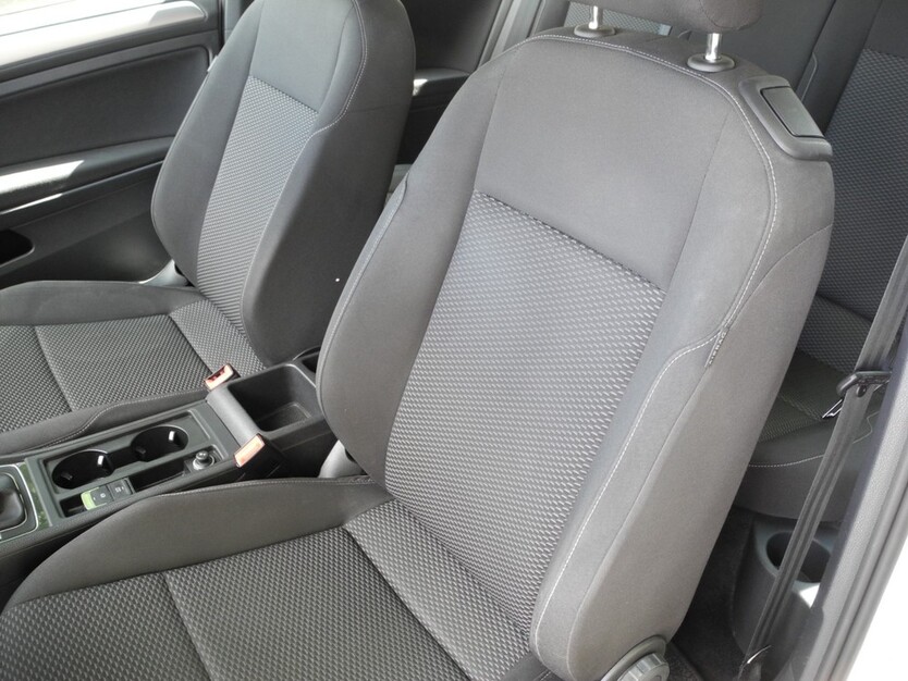 VW Golf 7 109.000 km 10.500 € Mainz 55116