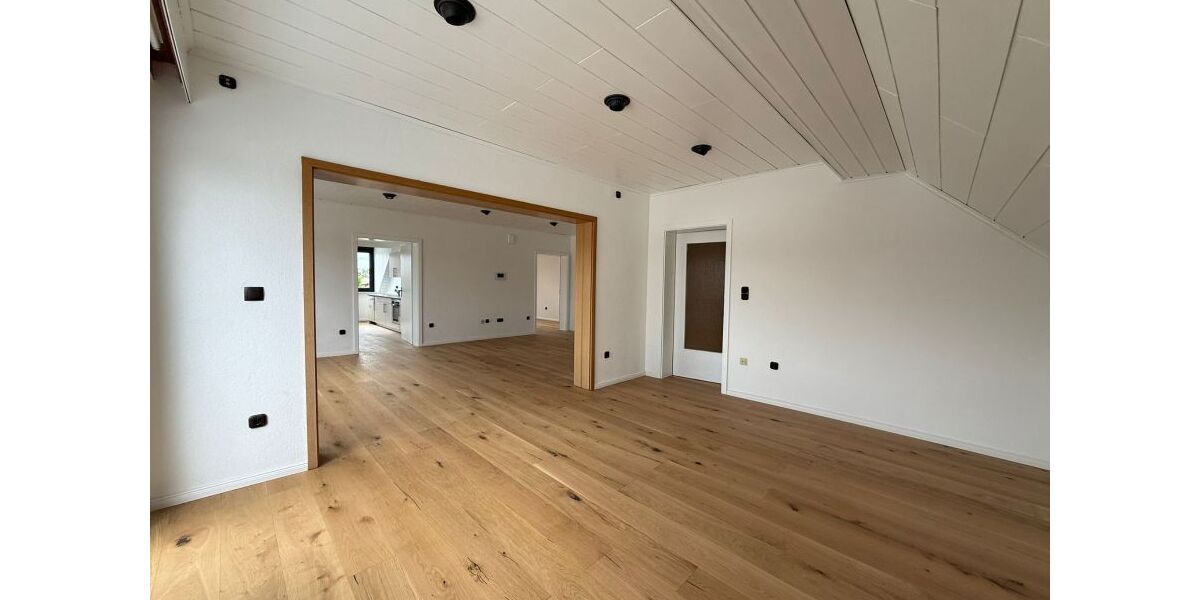 Ruhig & zentral: Helle 5-ZKBF mit Terrasse & Keller Bäder NEU - Etagenwohnung Pfungstadt | Angebot:26553637