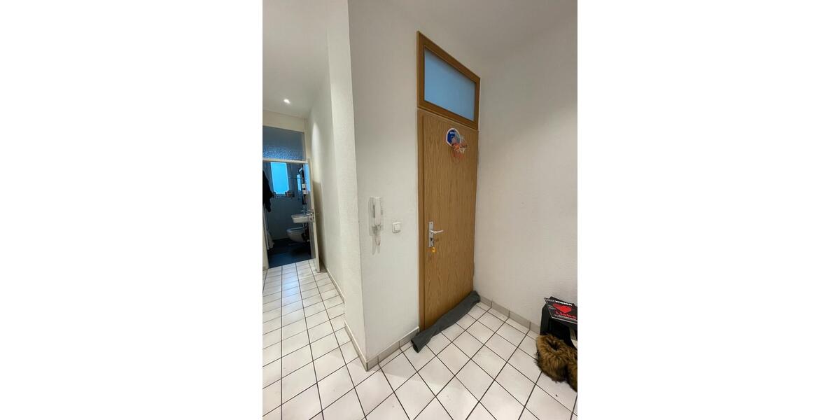 Erdgeschoßwohnung Frankfurt am Main Sachsenhausen Süd - 2 Zimmer, 70 m&sup2;, 1.260&euro; | Angebot:25404500