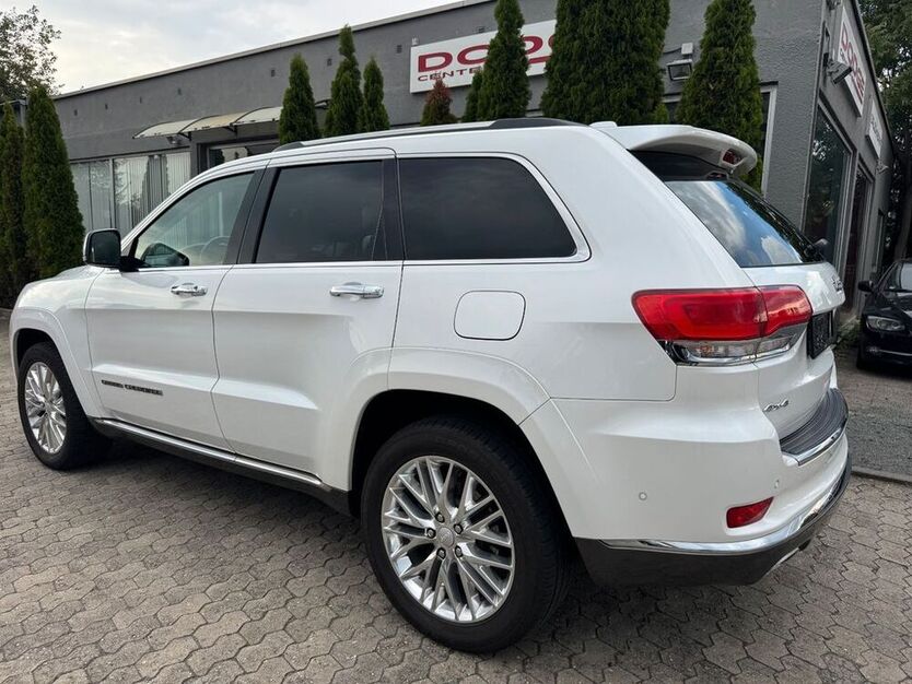 Grand Cherokee