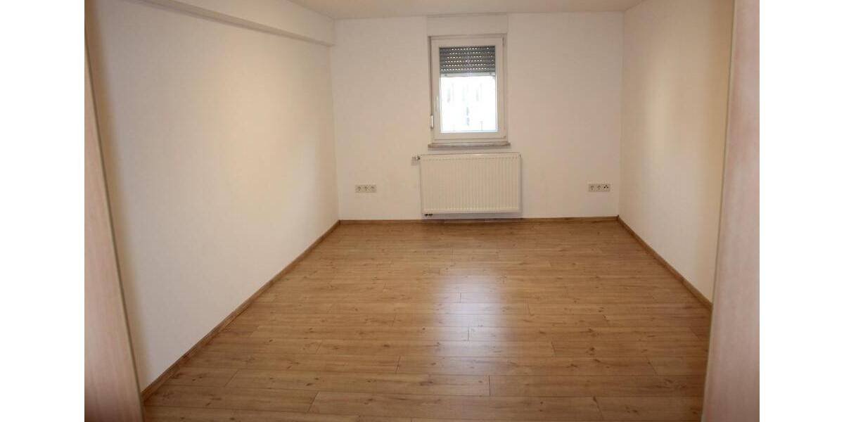 Bauernhaus, Landhaus Ginsheim-Gustavsburg Gustavsburg - 5.5 Zimmer, 137 m&sup2;, 1.800&euro; | Angebot:24650011