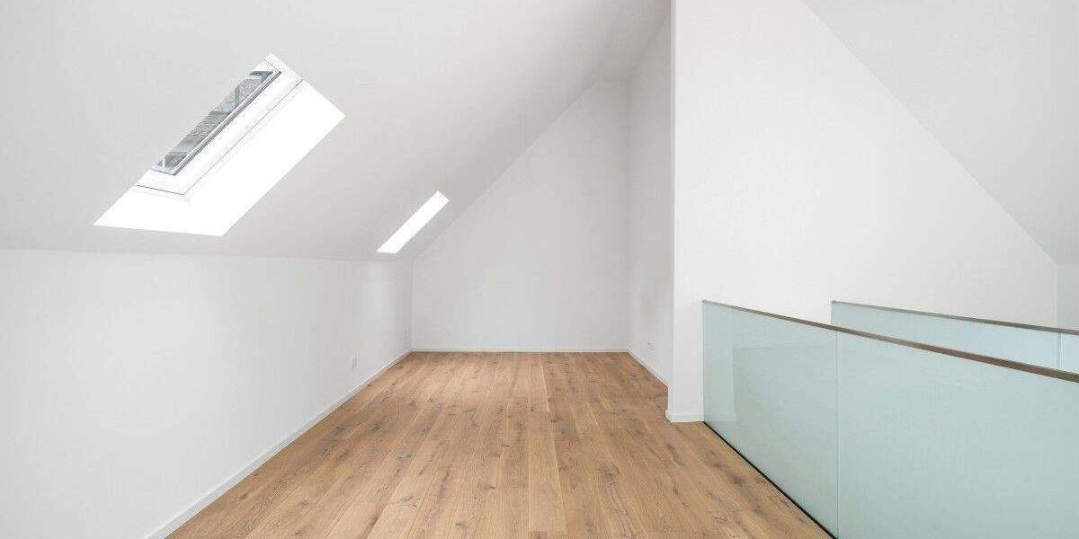 Doppelhaushälfte Frankfurt am Main Ostend - 6 Zimmer, 231 m&sup2;, 1.945.000&euro; | Angebot:24434690