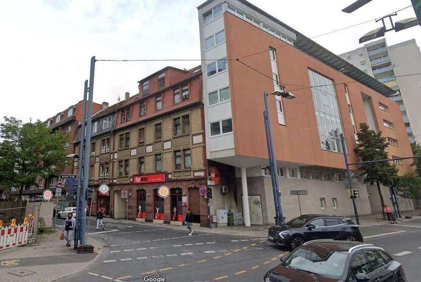 Einzelhandel in Offenbach am Main 2.800 € 130 m²