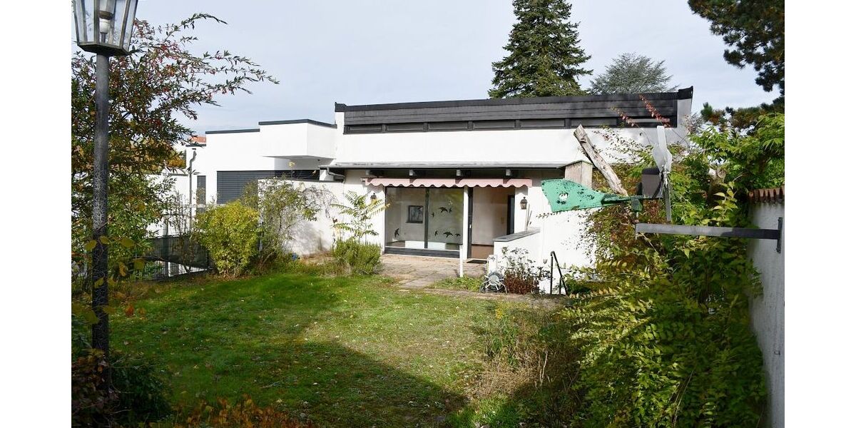 Charmanter Bungalow in ruhiger waldrandnaher Wohnlage von Darmstadt-Kranichstein 5 zimmer