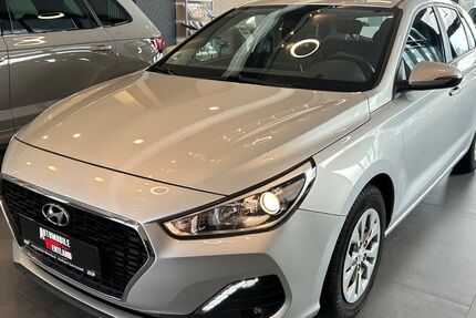 Hyundai i30 85.000 km 11.490 &euro; Roßdorf 64380