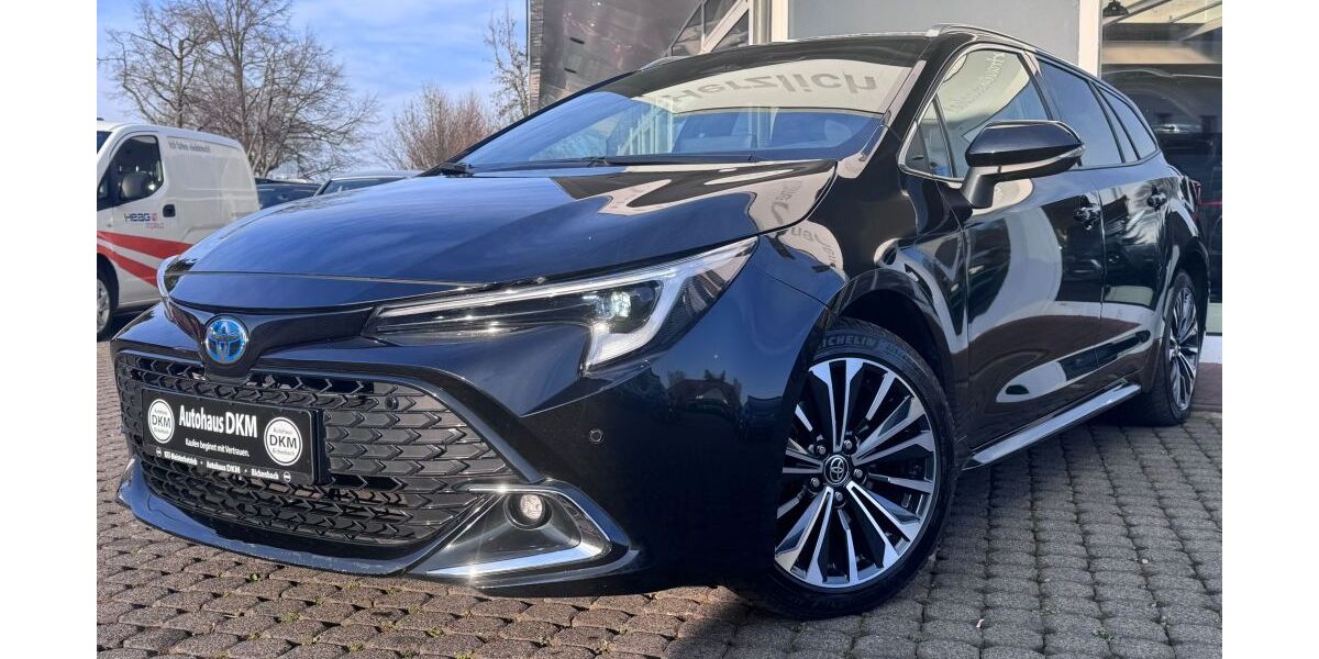 Toyota Corolla 23.000 km 26.999 &euro; Bickenbach 64404