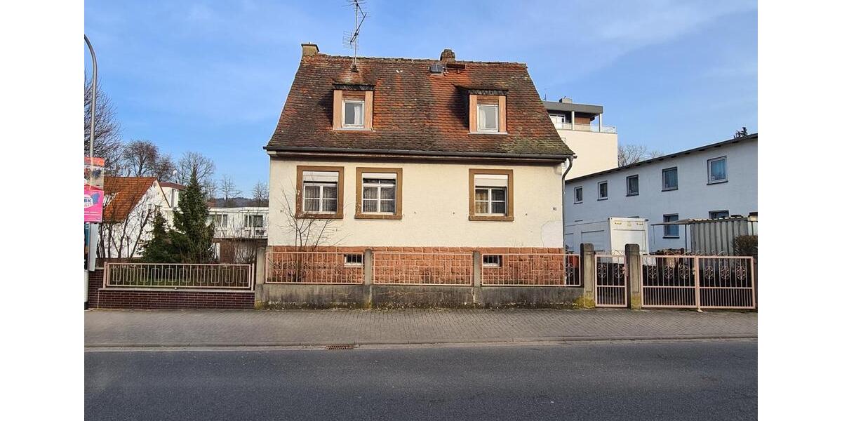 Einfamilienhaus Breuberg - 7 Zimmer, 150 m&sup2;, 290.000&euro; | Angebot:27115150