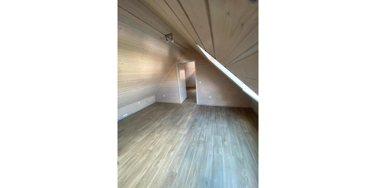 Etagenwohnung Heppenheim (Bergstraße) - 3 Zimmer, 100 m&sup2;, 1.100&euro; | Angebot:26150189