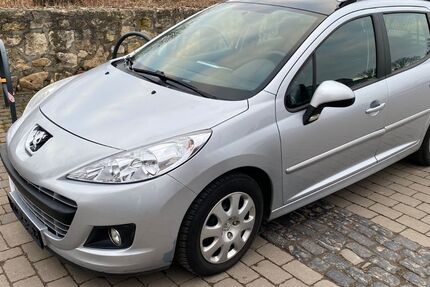 Peugeot 207 113.000 km 3.200 € Mainz 55116