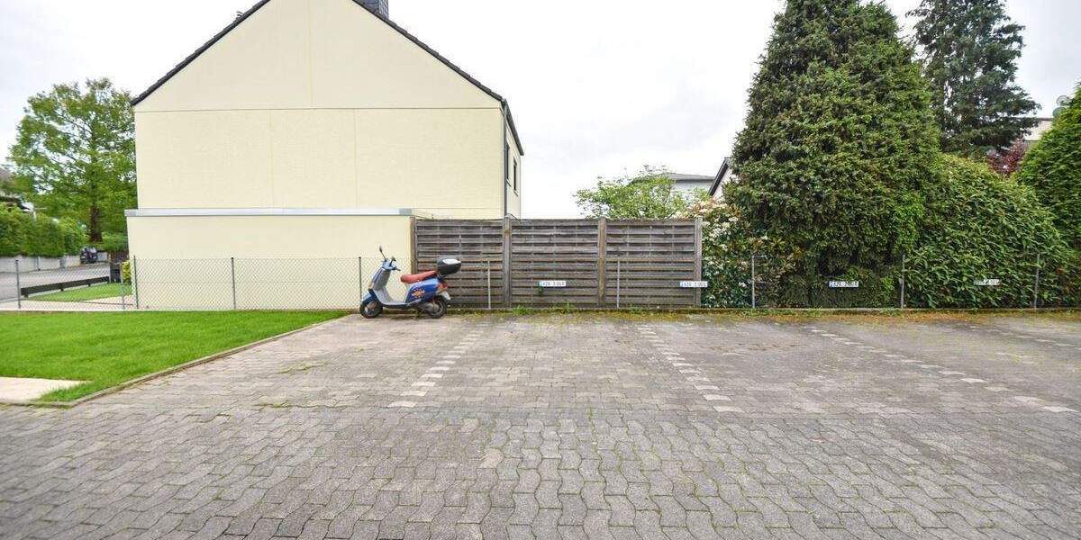 DIETZ: TOP-Modernisierte 2-Zimmer-Wohnung im 1. Obergeschoss 2 zimmer