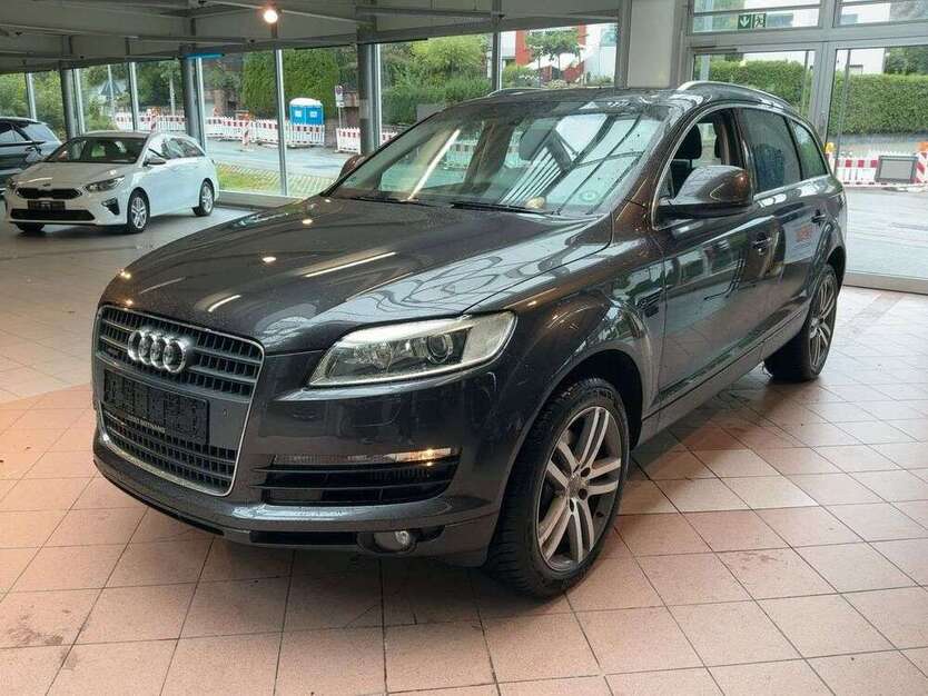 Q7