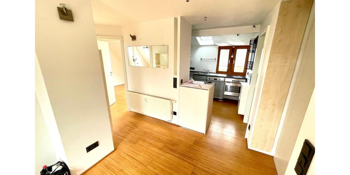 Dachgeschoßwohnung Darmstadt Bessungen - 3 Zimmer, 42 m&sup2;, 240.000&euro; | Angebot:25959136