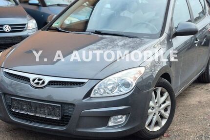 Hyundai i30 209.621 km 3.450 &euro; Frankfurt am Main 65931