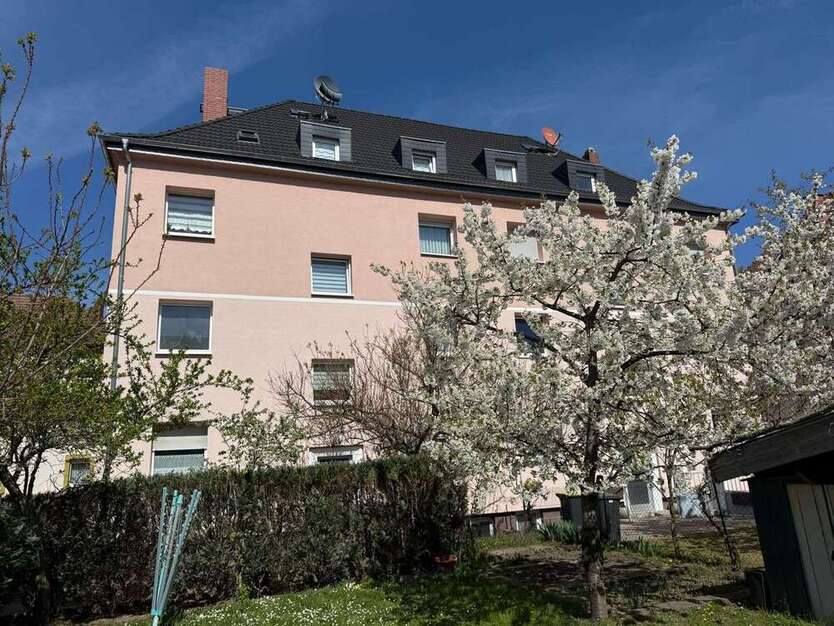 Haus zum Kaufen in Rüsselsheim 1.049.000 € 275.7 m²