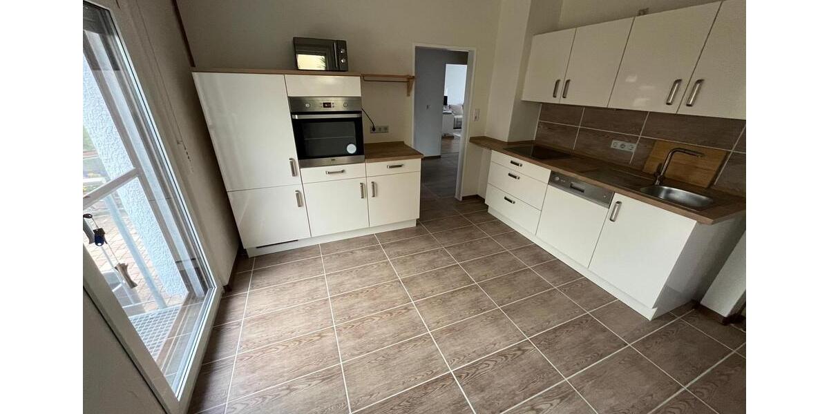 Erdgeschoßwohnung Frankfurt am Main Rödelheim - 3 Zimmer, 86 m&sup2;, 1.800&euro; | Angebot:25311600