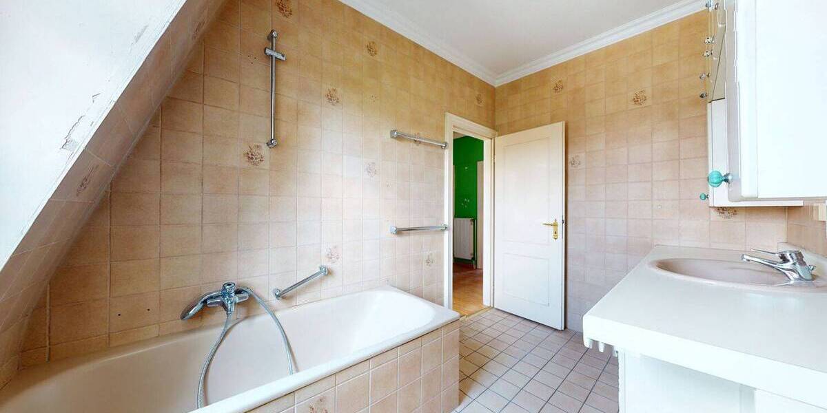 Etagenwohnung Frankfurt am Main Bockenheim - 2 Zimmer, 70 m&sup2;, 385.000&euro; | Angebot:26885545