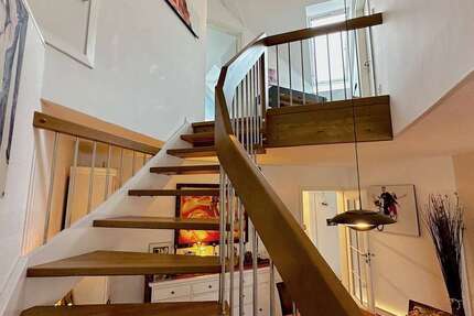 Wohnung zum Mieten in Neu-Isenburg 1.990 € 140 m² 4 zimmer