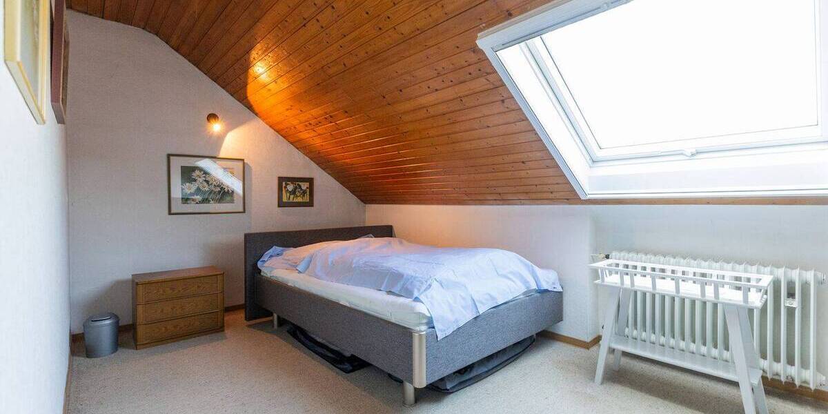 Etagenwohnung Bischofsheim - 3 Zimmer, 74 m&sup2;, 229.000&euro; | Angebot:26170372