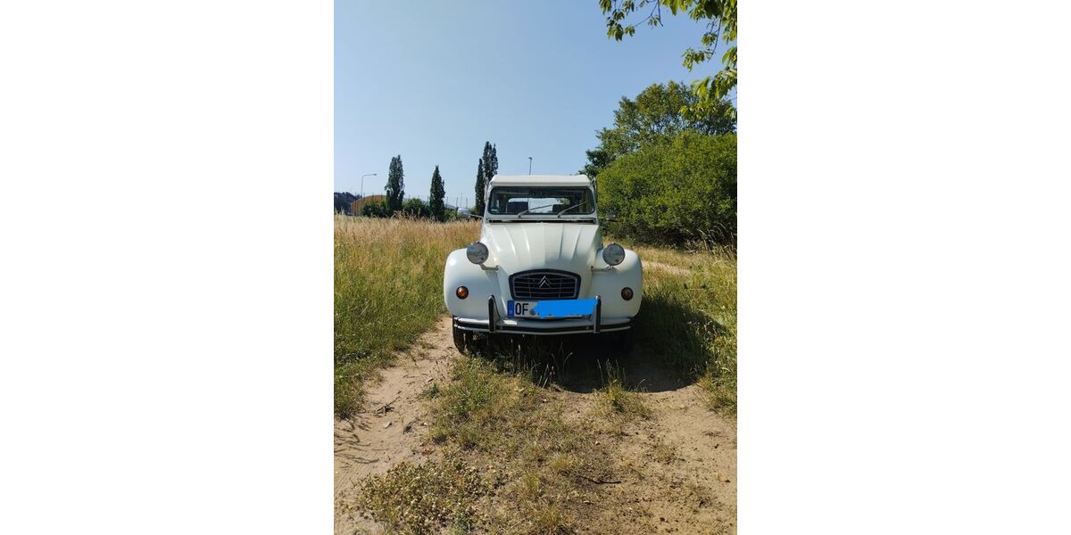 Citroen 2 CV 900.514 km 13.000 &euro; Offenbach 63075