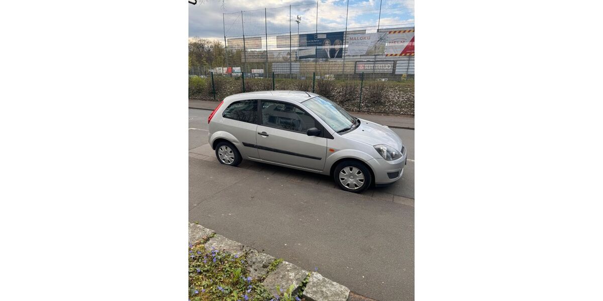 Ford Fiesta 76.300 km 2.150 &euro; Mainz 55126