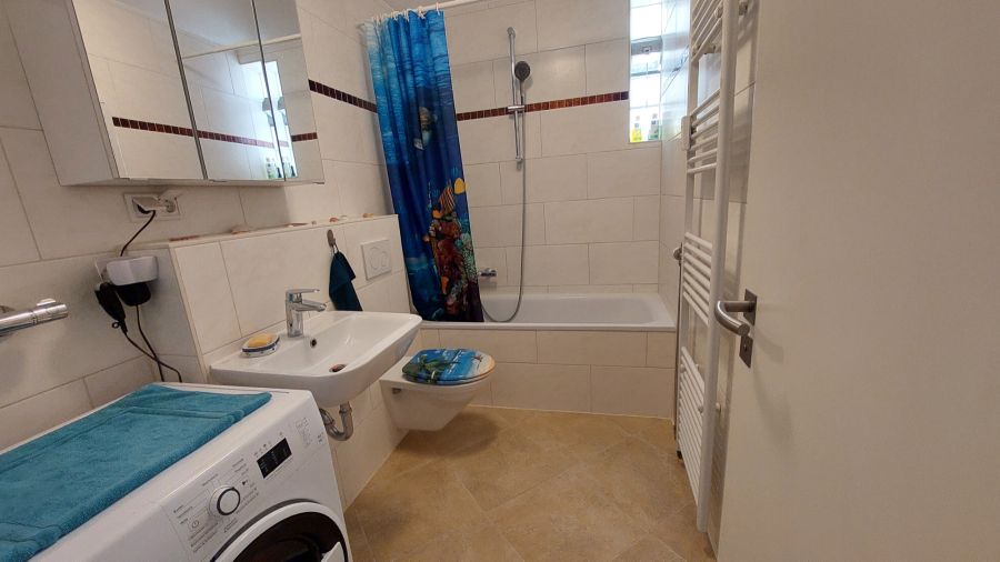 Provisionsfrei* Sanierte 3-Zimmer-Wohnung m. großem Balkon & Garage in Frankfurt Oberrad *NEUER PREIS* - Etagenwohnung Frankfurt am Main Oberrad | Angebot:25355546