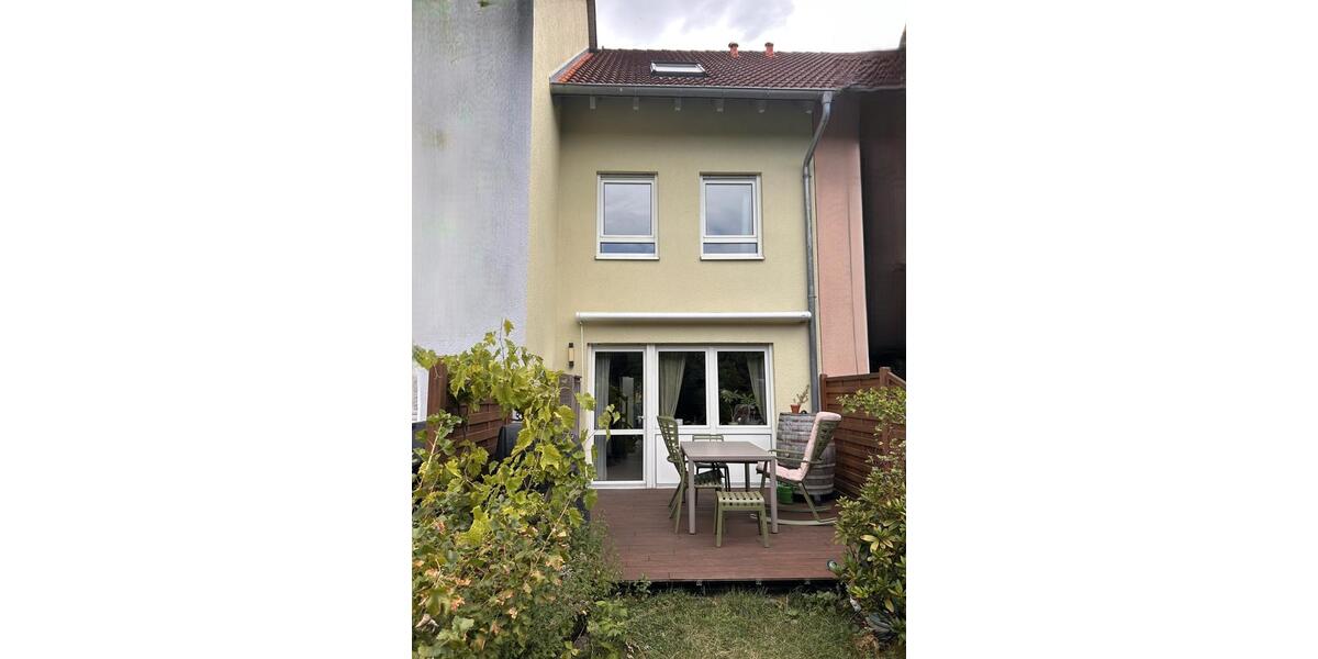 Reihenhaus Frankfurt am Main - 5 Zimmer, 108 m&sup2;, 415.000&euro; | Angebot:27002300