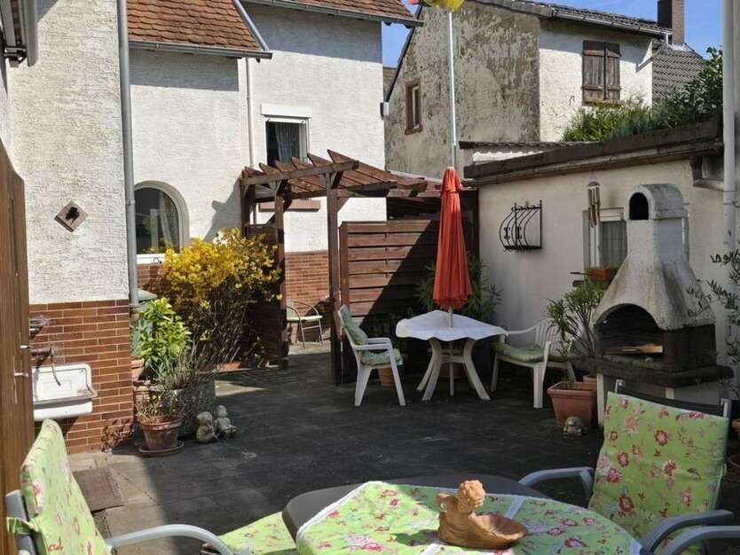 Haus zum Kaufen in Groß-Zimmern 415.000 € 142 m²