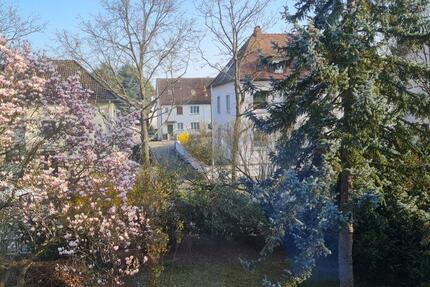 Zu VERMIETEN: Haus in Frankfurt Nied, 10 Zimmer, 3 Stellplätze 10 zimmer