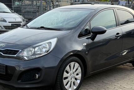 Kia Rio 179.000 km 6.950 &euro; Frankfurt am Main 65933