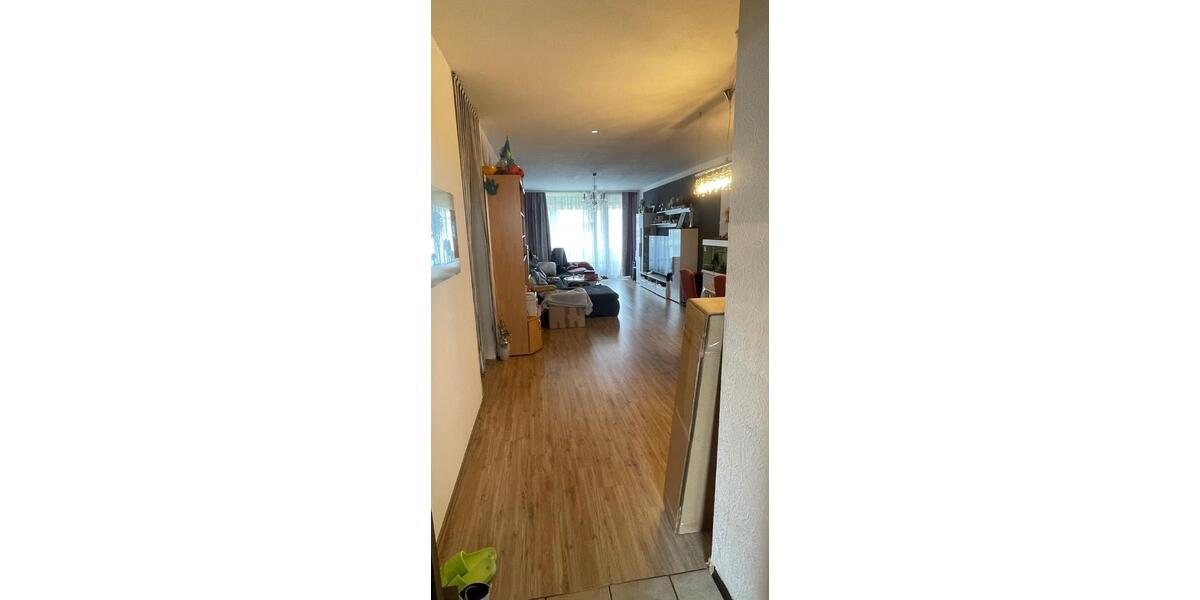 Etagenwohnung Dietzenbach - 4 Zimmer, 100 m&sup2;, 245.000&euro; | Angebot:22359662