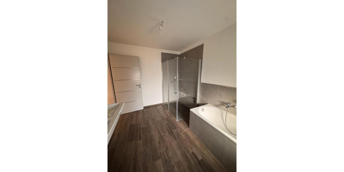 Etagenwohnung Darmstadt Arheilgen - 4.5 Zimmer, 100 m&sup2;, 1.780&euro; | Angebot:25419149