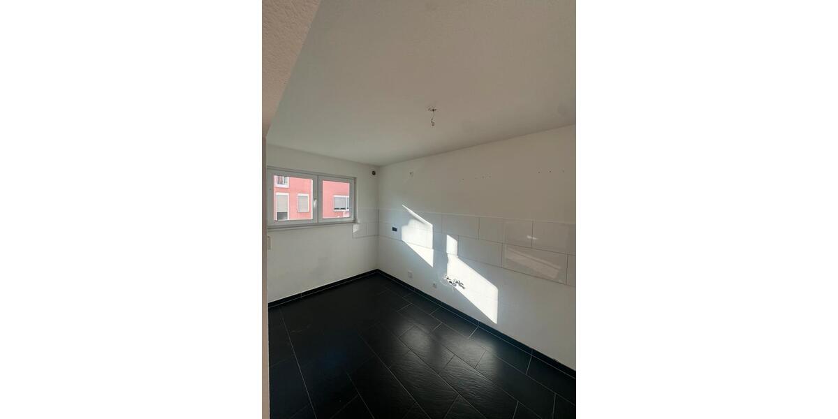 Etagenwohnung Bürstadt - 3 Zimmer, 90 m&sup2;, 1.170&euro; | Angebot:26511897