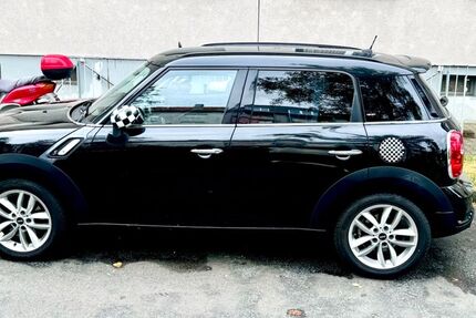 Mini Countryman S (Cooper) 207.000 km 4.300 &euro; Rüsselsehim 65428