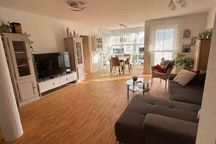 Attraktive 4 ZKB Wohnung mit Gäste WC und Tiefgarage - provisionsfrei 4 zimmer