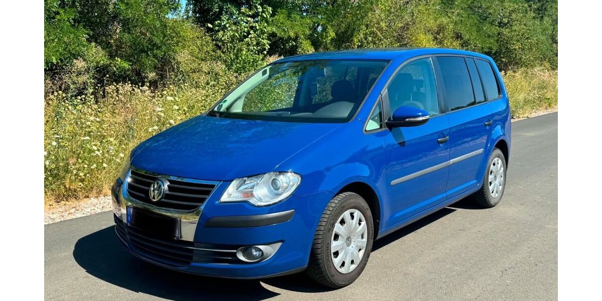 VW Touran 190.000 km 2.999 &euro; Frankfurt am main 60069