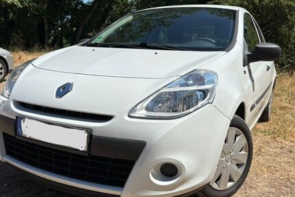 Renault Clio 79.900 km 3.900 &euro; Ginsheim 65462