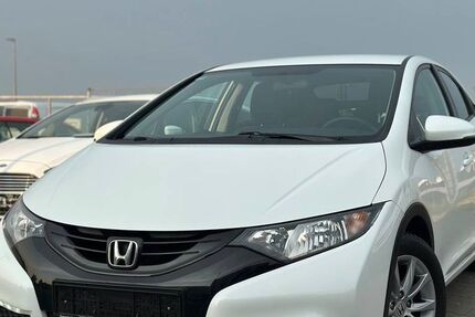 Honda Civic 104.000 km 9.499 &euro; Dietzenbach 63128