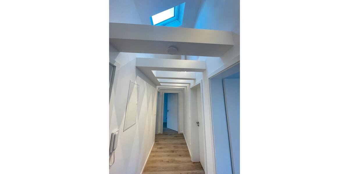 Dachgeschoßwohnung Offenbach am Main - 3 Zimmer, 72 m&sup2;, 400&euro; | Angebot:25479992