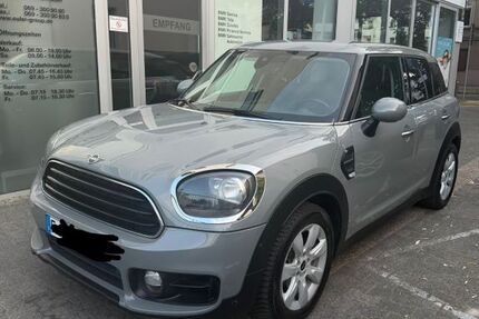 Mini Countryman C (Cooper) 164.000 km 12.450 &euro; Frankfurt am Main 65934