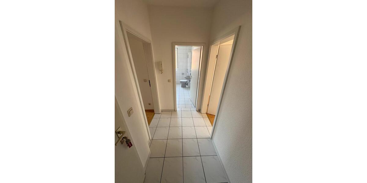 Dachgeschoßwohnung Offenbach am Main Bieberer Berg - 2 Zimmer, 50 m&sup2;, 950&euro; | Angebot:25423872