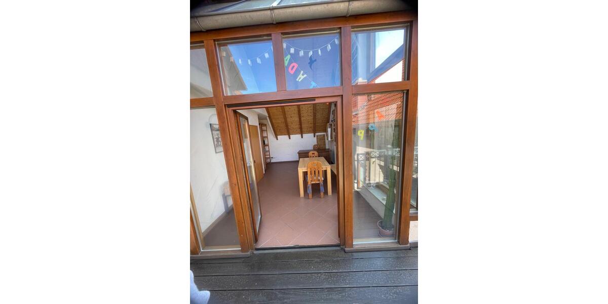 Etagenwohnung Münster (Hessen) - 3 Zimmer, 112 m&sup2;, 1.180&euro; | Angebot:26293223