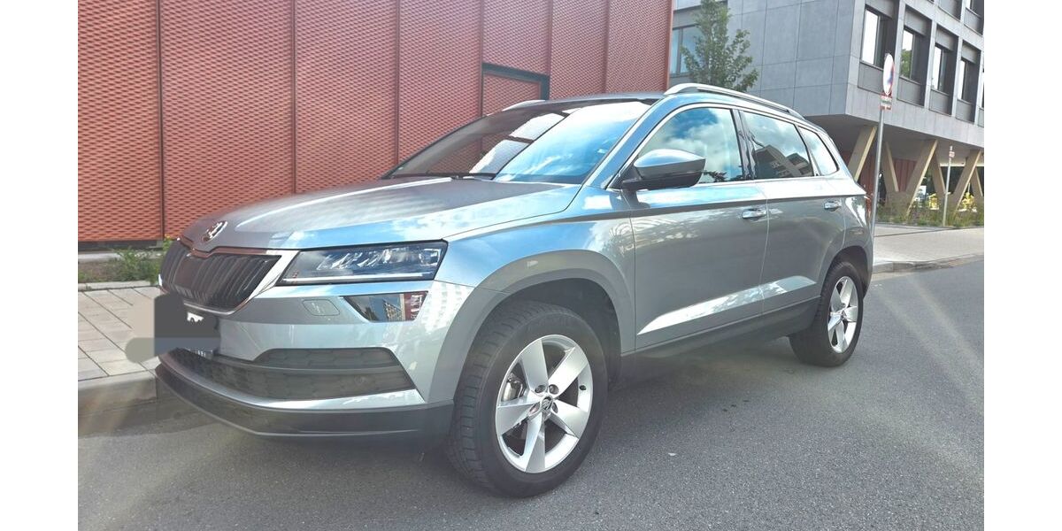 Skoda Karoq 37.500 km 21.100 &euro; Frankfurt am Main 60325